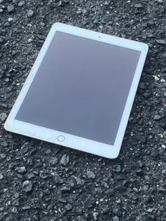 Apple iPad 第6世代 32GB 本体 ピンク セルラー版 - メルカリ