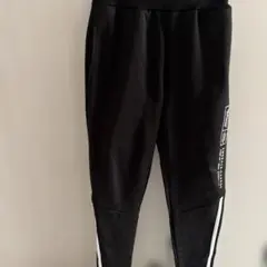 裏起毛　あったか素材　ジャージ　140cm