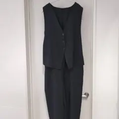 Vネックベスト パンツ セットアップ ブラックMサイズのサムネイル