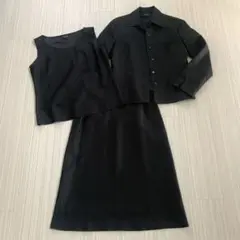 黒のレディースセットアップ 11号 スカート13号　薄手　美品