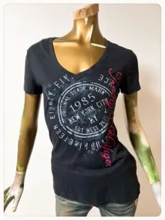 ☘️T22716☘️tommy hilfiger 半袖 Vネック Tシャツ トップスのサムネイル