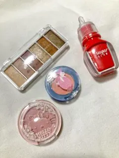 アイシャドウ・チーク・リップセット