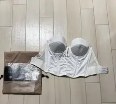 ショートビスチェ　ホワイト E65