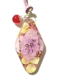 桜　春先取り　ピンク系　ドライフラワーネックレス　ひし形