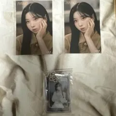 NiziU AWAKE オンラインくじ　キーホルダー　ステッカー　ミイヒ