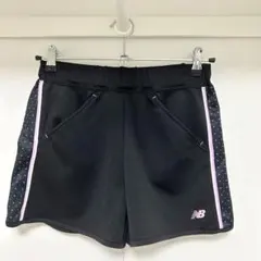 美品♪New Balance ショートパンツ ブラック Mサイズのサムネイル