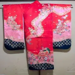 七五三　7歳　着物　蝶　古典柄　赤　ピンク　ゴールド　　長襦袢付き