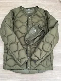 ユニクロ　ホワイトマウンテニアリング　ダウン　ウルトラ　ライト　ジャケット