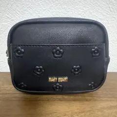 MARY QUANT デイジー型押し ポーチ ブラック