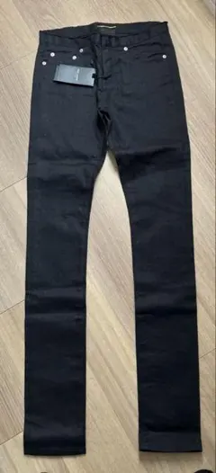 1万円値下げしました最終価格SAINT LAURENTブラックジーンズのサムネイル