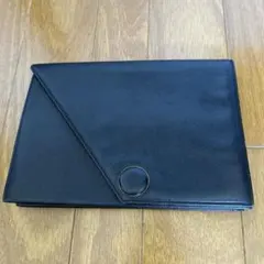 ★美品★イヴ・サンローラン レザークラッチバッグ　セカンドバッグ　黒