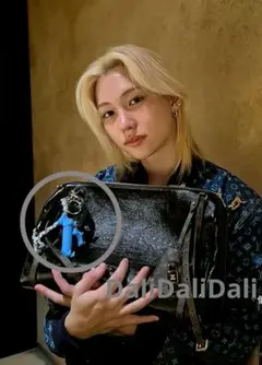 Item thumbnail for item a7ee83e6-73a4-4989-95a4-18ac91f9edab