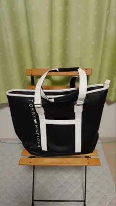 TOMMY HILFIGER トートバッグ 黒/白