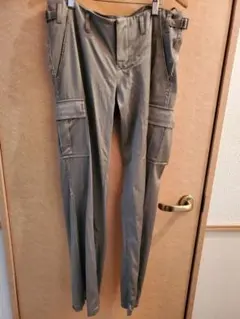 Item thumbnail for item e433ed6e-39e5-413a-a2d1-8da901e88cd6