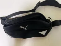 ランニングポーチ　プーマ