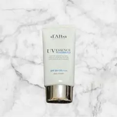 d'Alba UV Essence Waterfull+ サンクリーム