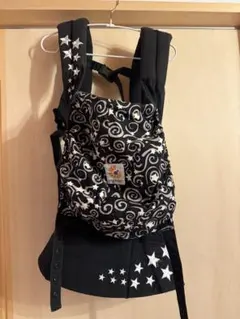 エルゴベビー 抱っこ紐 黒 星柄