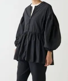 26400円　今季新品　ビアズリー　ペプラムジップブルゾン黒　ガリャルダガランテ