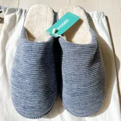 スリッパ　ルームシューズ　足元温か
