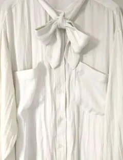 新品白ボウタイリボン付ポケットとろみサテンシャツバンドカラーブラウスチュニックF