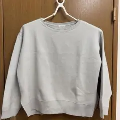 GU サイドスリットオーバーサイズセーター