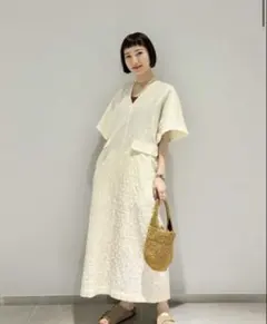 【新品未使用】ビューティー&ユース　ワンピース アイボリー