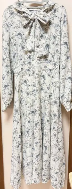 COLZA 長袖花柄ワンピース