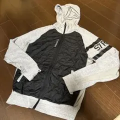 Reebok キルティングフードパーカー