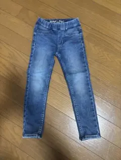 Item thumbnail for item 27ba39ec-b8c5-48dd-a0fe-8737a6f4c354