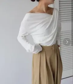 titivate オフショルダーロングスリーブTシャツ　WHITE