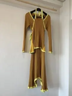 2026年最新】AKANE UTSUNOMIYA 長袖・七分袖の人気アイテム - メルカリ