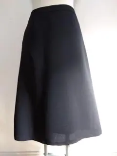 UNTITLED＊ひざ丈スカート