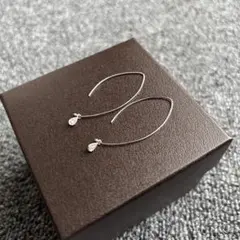 オレフィーチェ K18 WGダイヤモンド 0.04ct フープピアス レーヌ