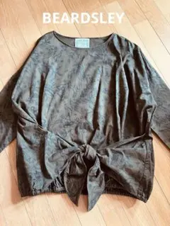美品✨ BEARDSLEY 後ろ釦ブラウス 総柄 ドット バルーンシルエット
