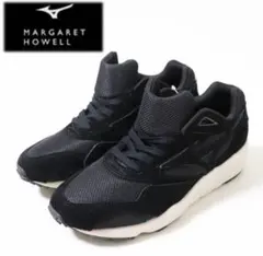 《マーガレットハウエル×ミズノ》未使用 トレーニングシューズ 23.5〜24cm