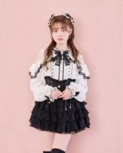 LIZLISA オープンショルダーフリルブラウス