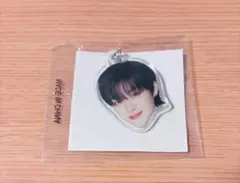 TREASURE ジフン 顔アクキー