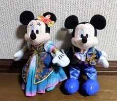 ディズニー　ファンタジースプリングスミッキー、ミニーぬいぐるみバッジ
