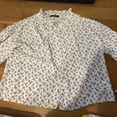 w closet フラワープリント リボン付きブラウス