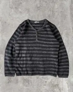 ダークグレー ブラック ボーダー　Vネック ニット　モヘア