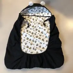 黒い抱っこひも用カバー ケープ　防寒　ヒョウ柄