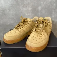 ナイキ ウィメンズ エアフォース1 ブラウン