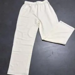 ストレートパンツ