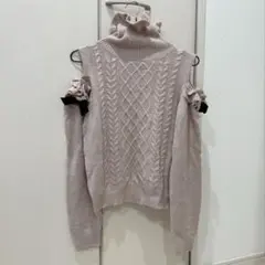 Ank Rouge アンクルージュ　肩あきケーブルフリルニット　リボン　タートル