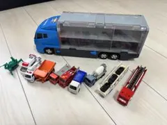 トミカ おかたづけ　コンボイ　トミカセットのサムネイル