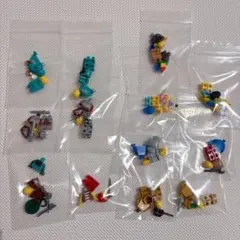 LEGO レゴ 21358 ミニフィグ13種類セット カプセルマシン