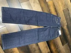 ハイウエストジーンズ　ジーパン　ストレート GU