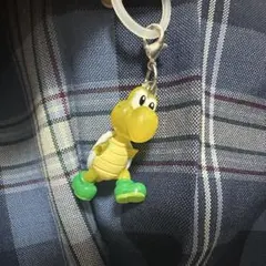 上手く甲羅から出られないノコノコ