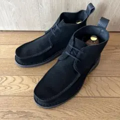 Clarks ブラック スエード ブーツ
