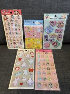 セリアシール　5枚セット　 クレヨンしんちゃん タイルシール プリンセス
